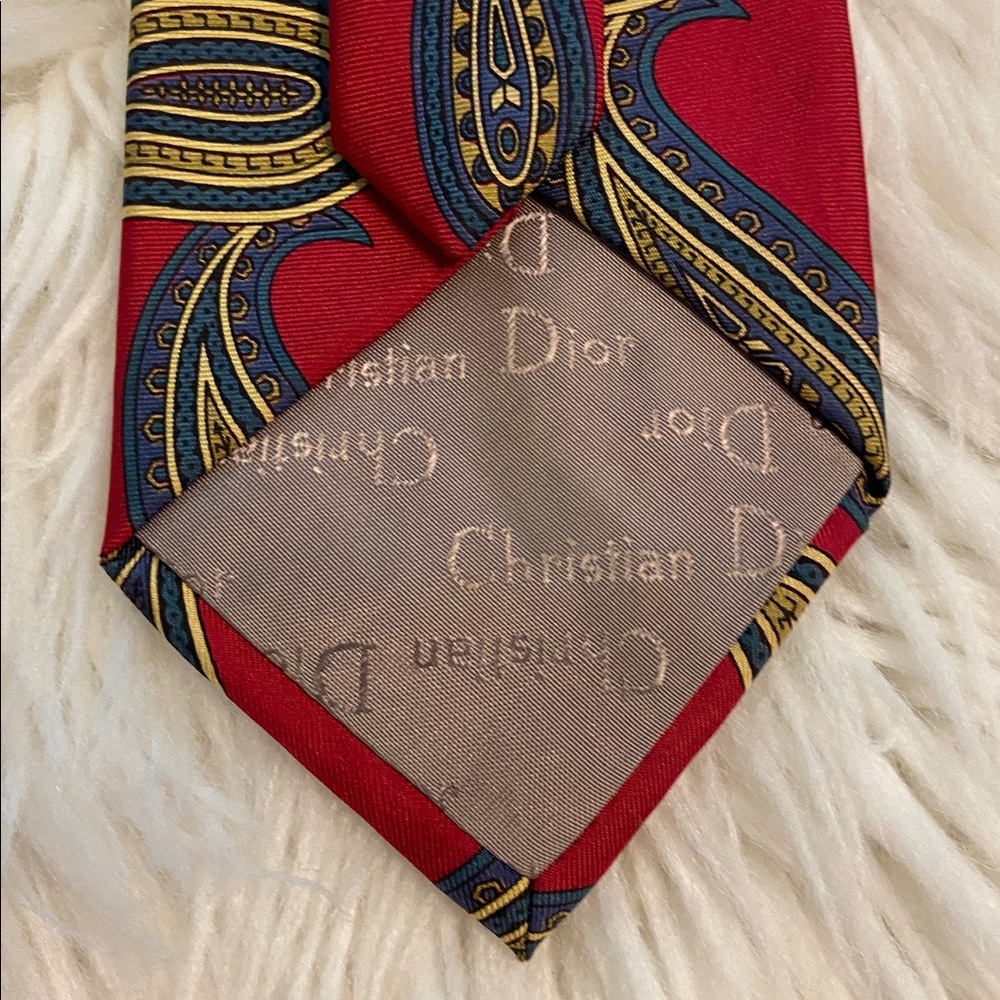 Dior Red and Gold Paisley Tie length 57” - Picture 4 of 8